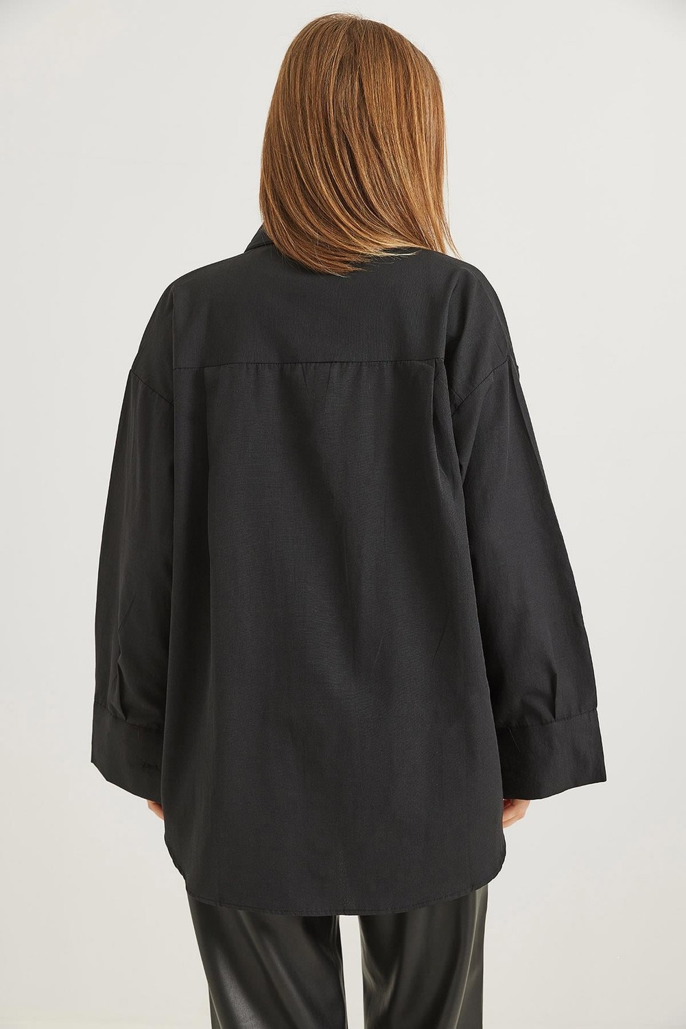 Kalp Nakışlı  Oversize Basic Gömlek Siyah