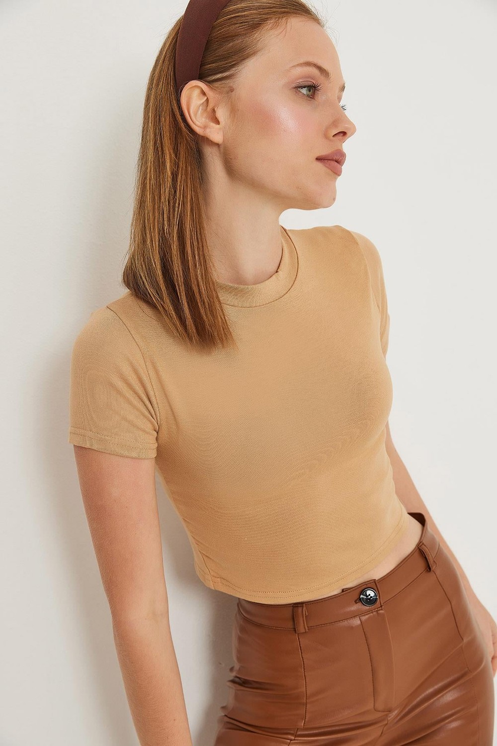 Bisiklet Yaka Esnek Crop Bluz Vizon