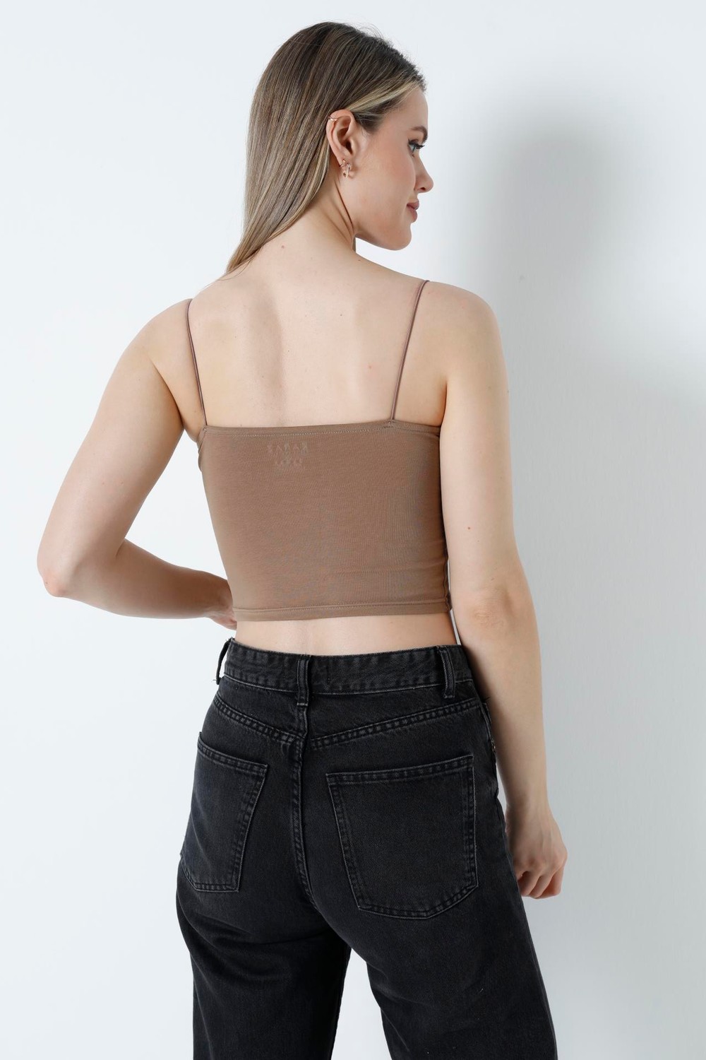 İp Askılı Crop Bluz Kahverengi
