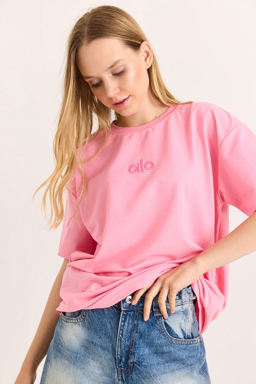 Alo Nakışlı Oversize Unisex Tshirt Pembe