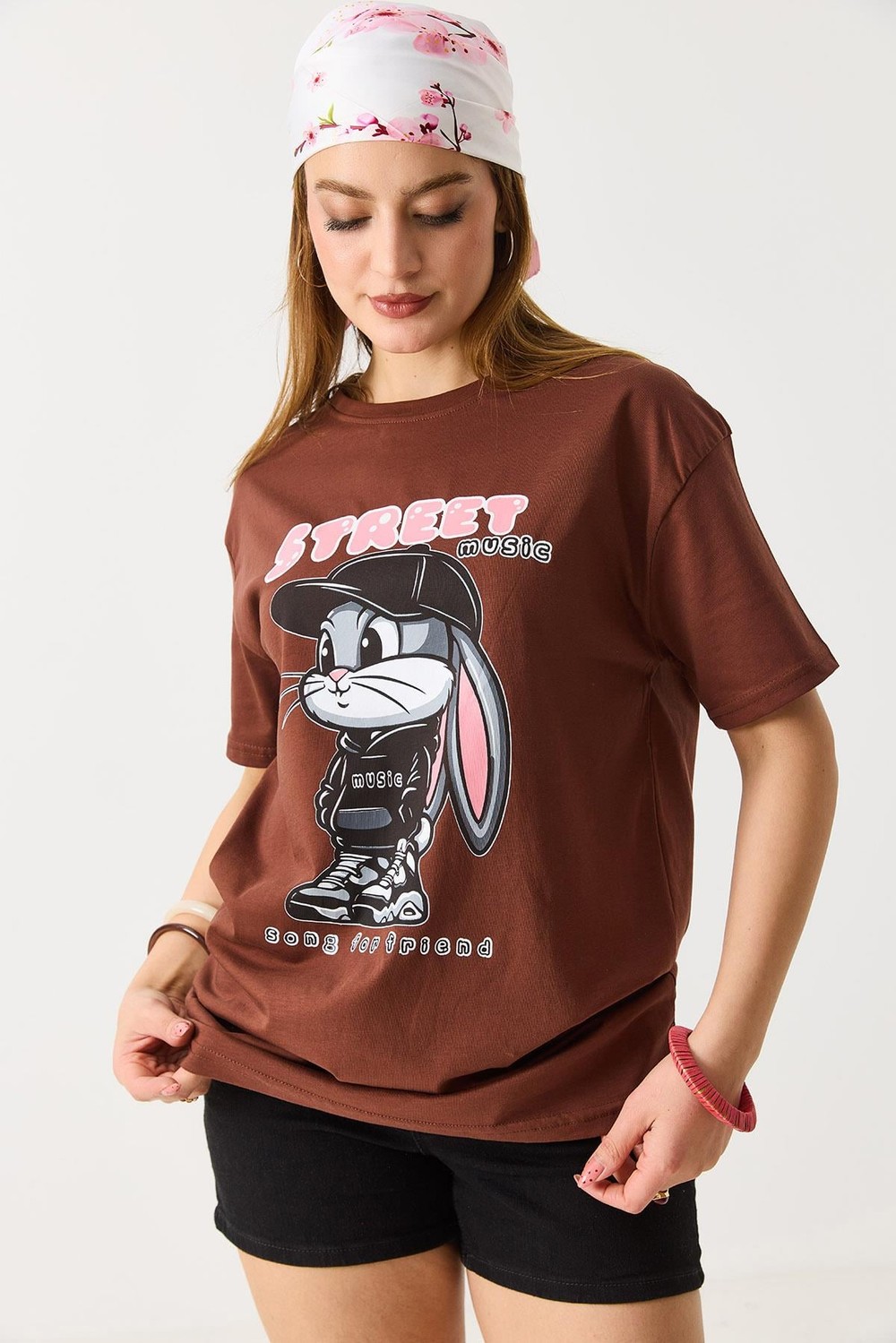 Kadın Baskılı Bisiklet Yaka Kısa Kol Tshirt Kahverengi
