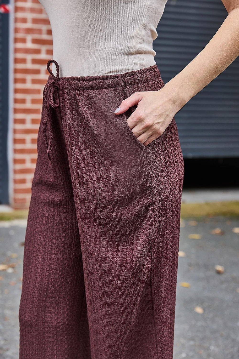 Kadın Bürümcük Salaş Dökümlü Pantalon Kahverengi