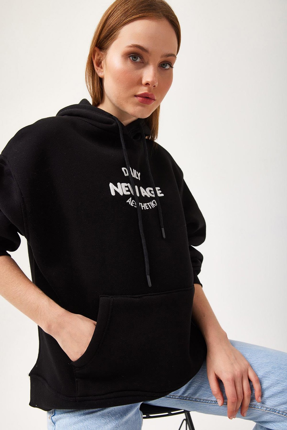 Oversize Kapüşonlu Kanguru Cepli Sweatshirt Siyah