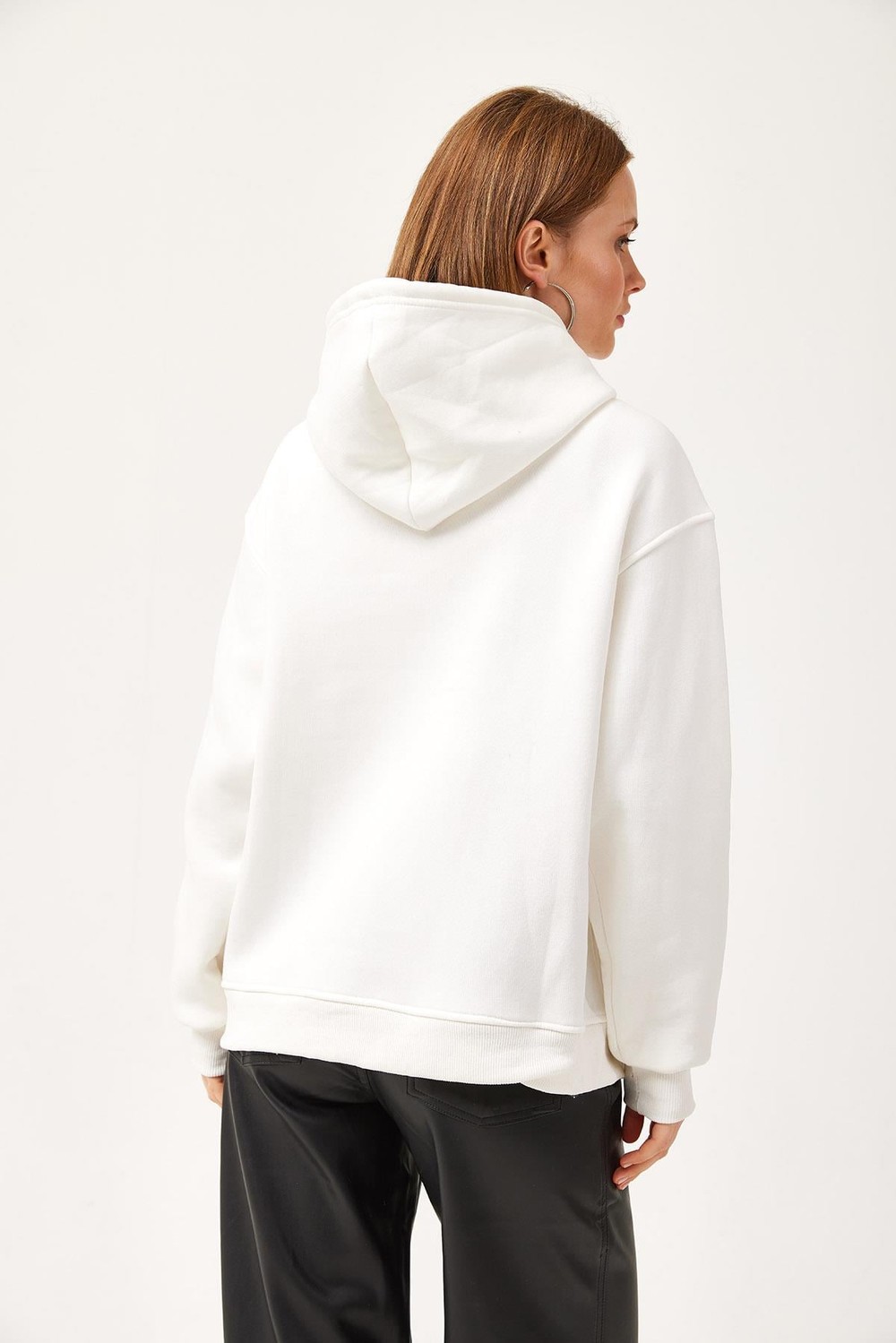 Oversize Kapüşonlu Kanguru Cepli Sweatshirt Beyaz