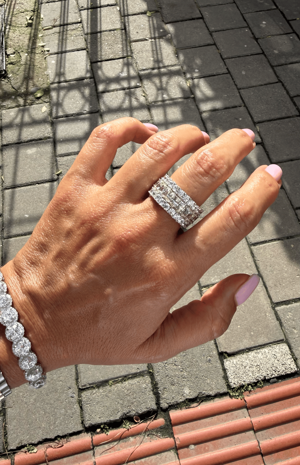 DIAMOND LINES