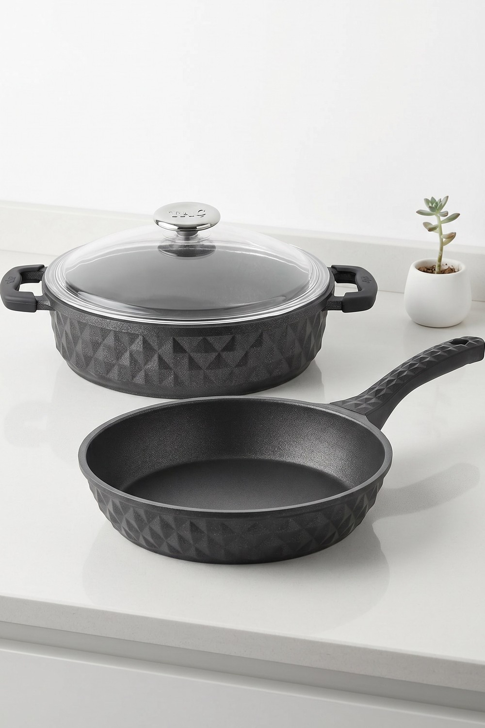 Taç Bella Cam Kapak Basık Tencere ve Tava 2li Set 26 Cm