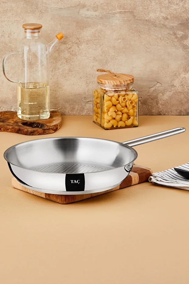 Taç Bengü Pro İndüksiyon Tabanlı Çelik Tava 26 Cm