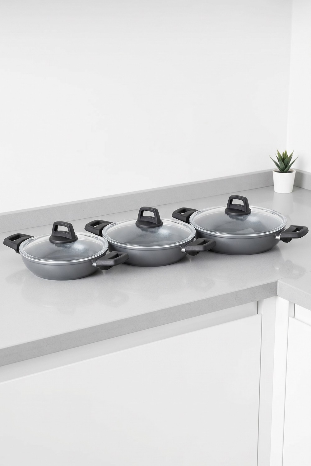 Taç Master Ceramica Cam Kapaklı 6 Parça Seramik Sahan Seti Gri (18-20-22 cm)