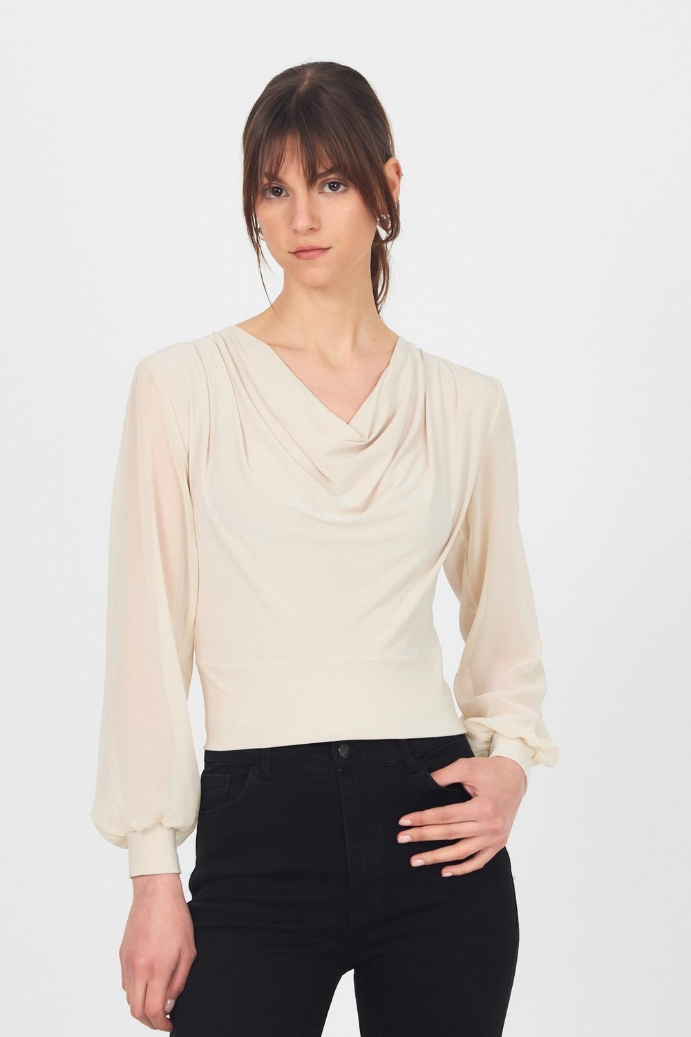 Bluz-Bej Drapeli Tül Kol Detaylı Bluz 9474-rulem