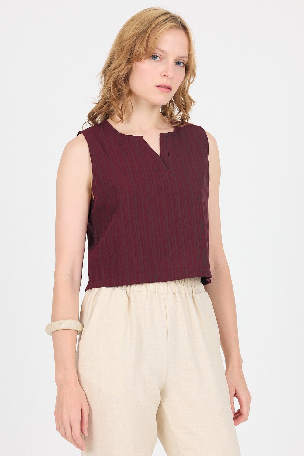 Bluz-Bordo V Yaka Kolsuz Crop Bluz 8027-rulem
