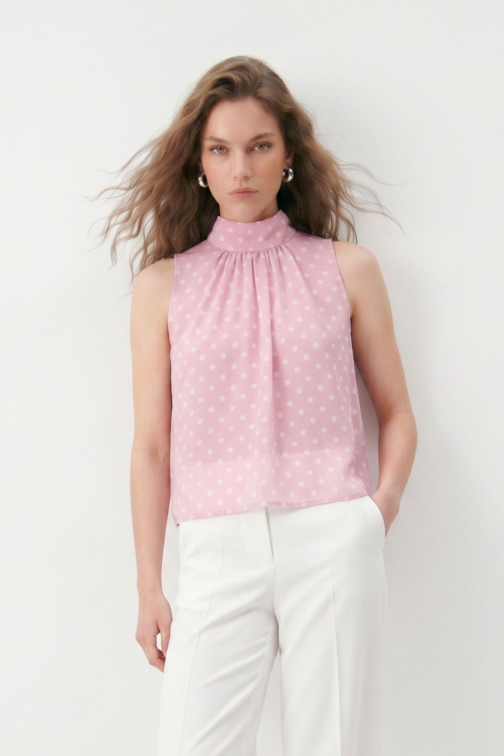 Bluz-Halter Yaka Puantiyeli Şifon Bluz 2932 Pembe -rulem