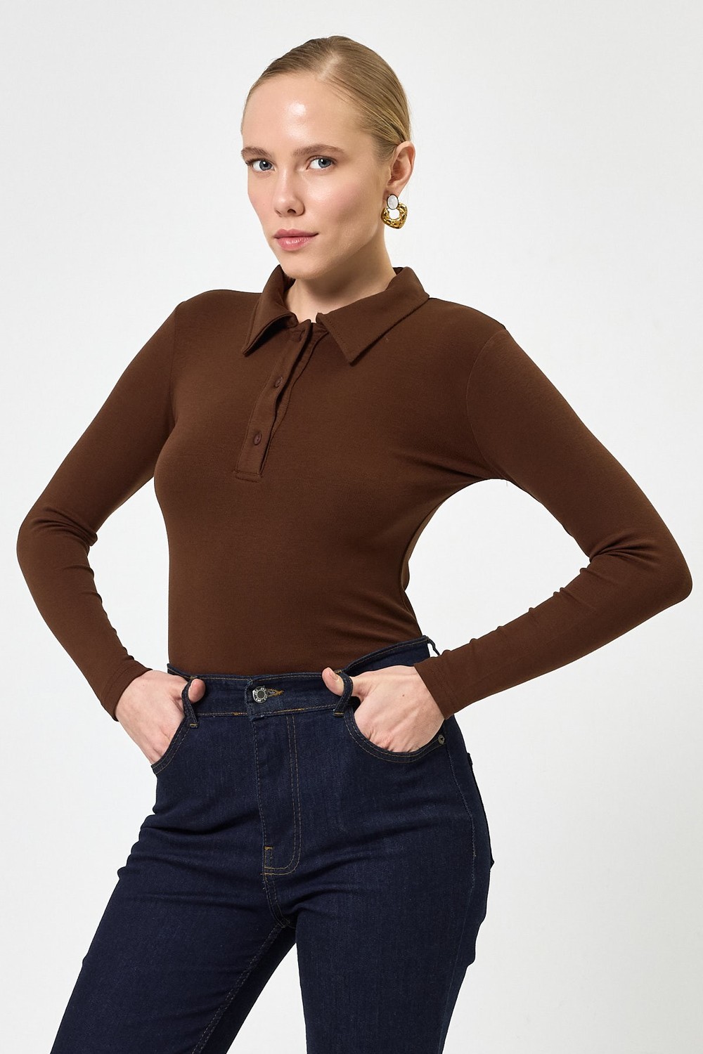 Bluz-Kahverengi Polo Yaka Düğmeli Uzun Kollu Bluz 8222A-rulem