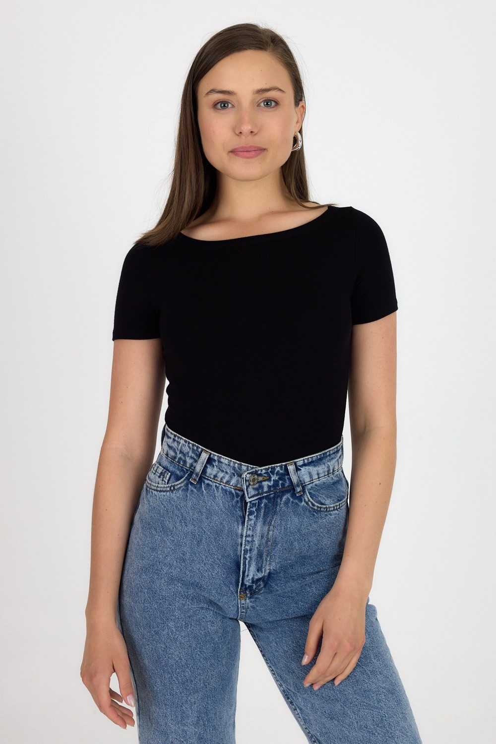 Bluz-Siyah Bisiklet Yaka Viskoz/Yumuşak Kumaş Tişört 1469-rulem