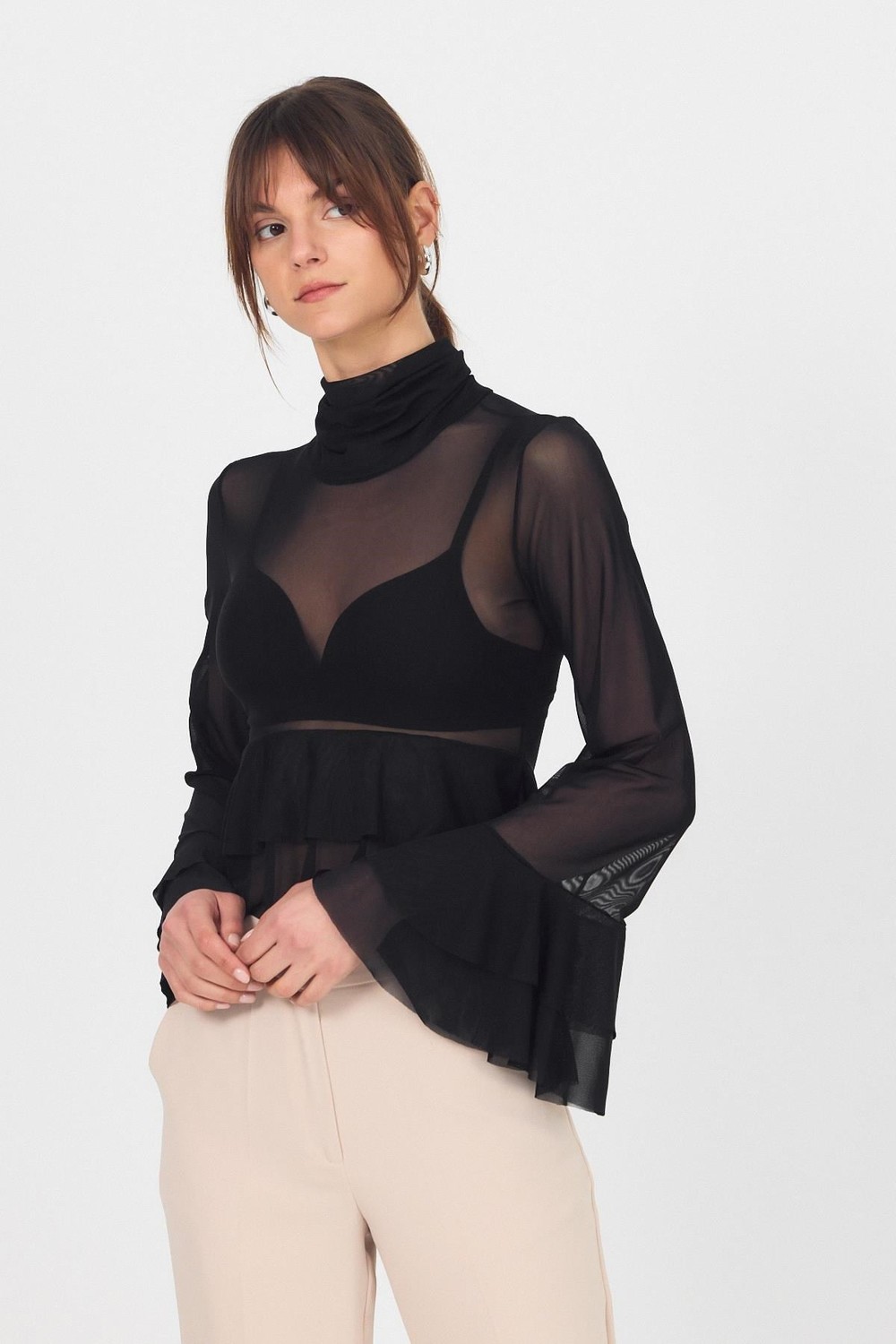 Bluz-Siyah Transparan Volan Kollu Boğazlı Bluz 6836-rulem