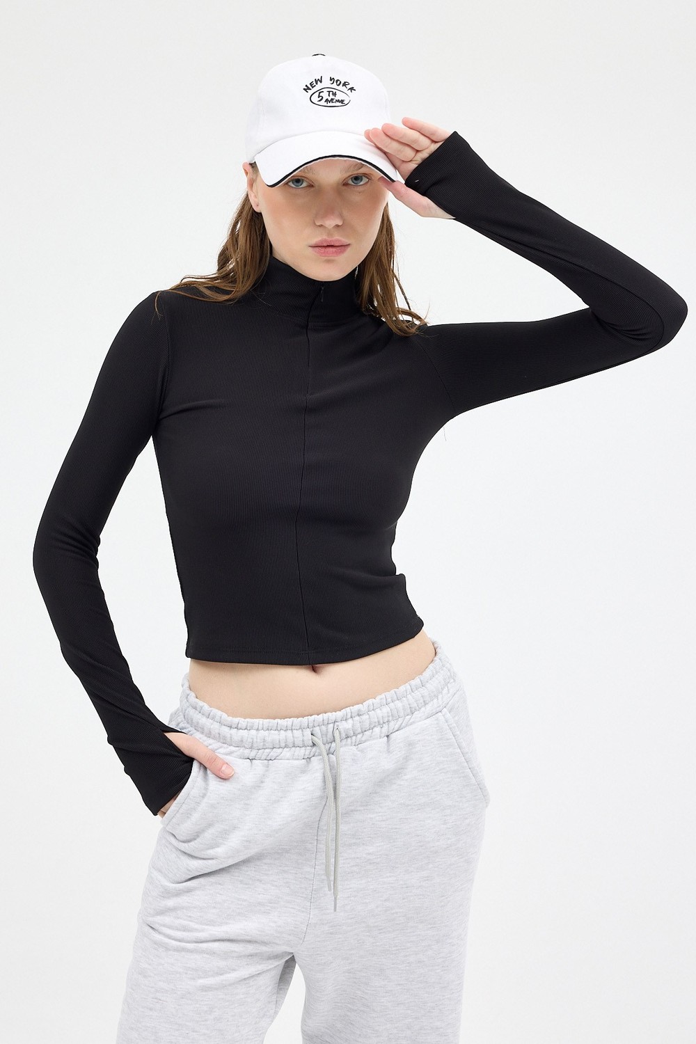 Bluz-Siyah Yarım Balıkçı Yaka Fermuarlı Body 2447-rulem