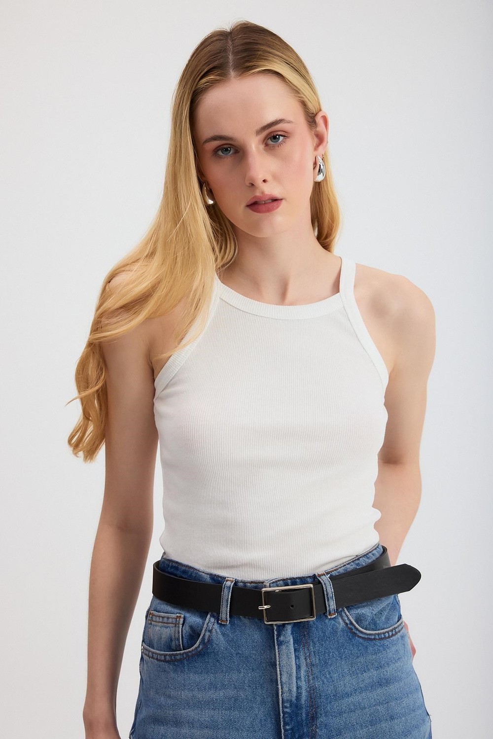 Kadın Atlet-Beyaz -1121 Sıfır Kol Fitilli Halter Yaka Basic Atlet-rulem