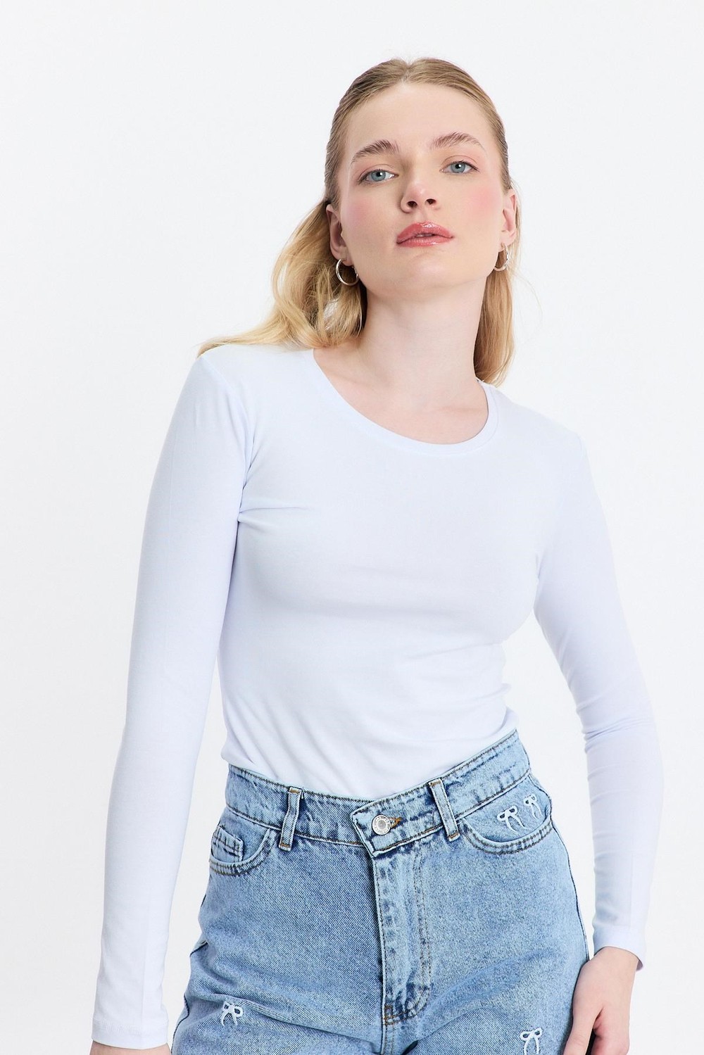 Kadın Body-Beyaz Uzun Kol Bisiklet Yaka Basic Body 950-rulem
