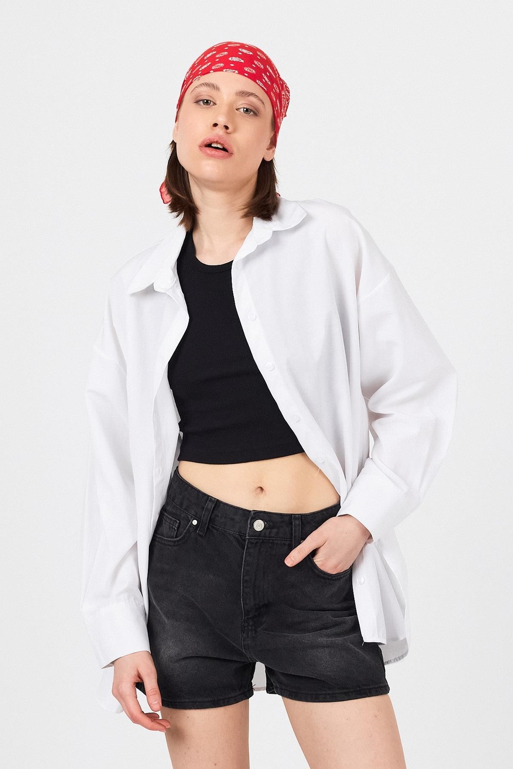 Kadın Gömlek-Beyaz Oversize Basic Uzun Gömlek 4664A-rulem
