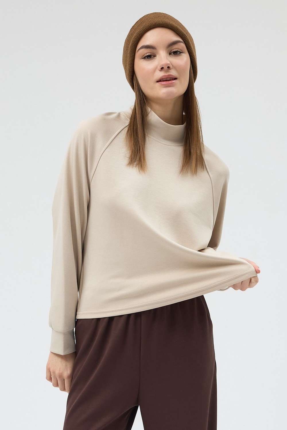 Kadın Sweatshirt-Bej Dik Yaka Reglan Kol Kadın Sweat 8252A-rulem