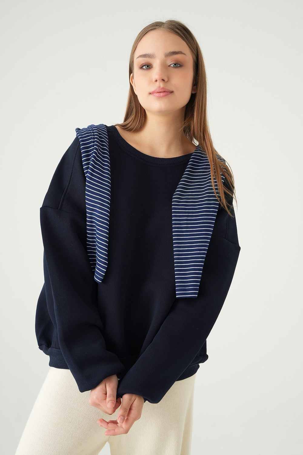Kadın Sweatshirt-Bisiklet Yaka Sweat 1029 Laci -rulem