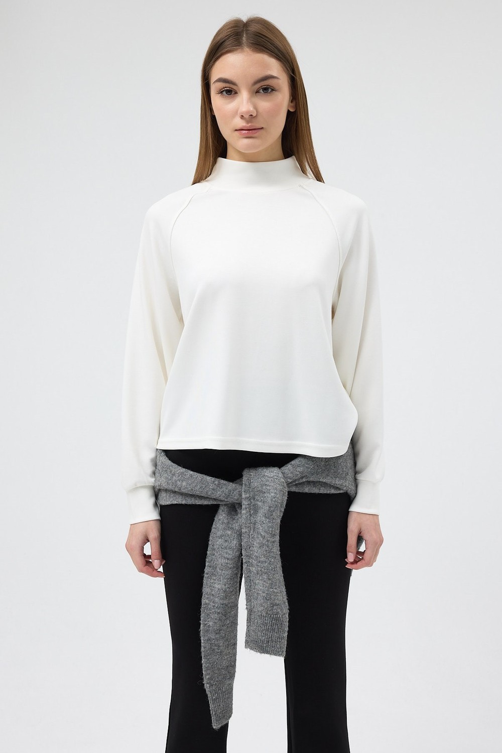 Kadın Sweatshirt-Ekru Dik Yaka Reglan Kol Kadın Sweat 8252A-rulem