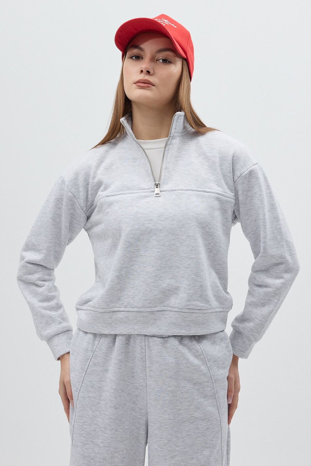 Kadın Sweatshirt-Gri Dik Yaka Önü Fermuar Detaylı Kadın Sweatshirt 3110A-rulem