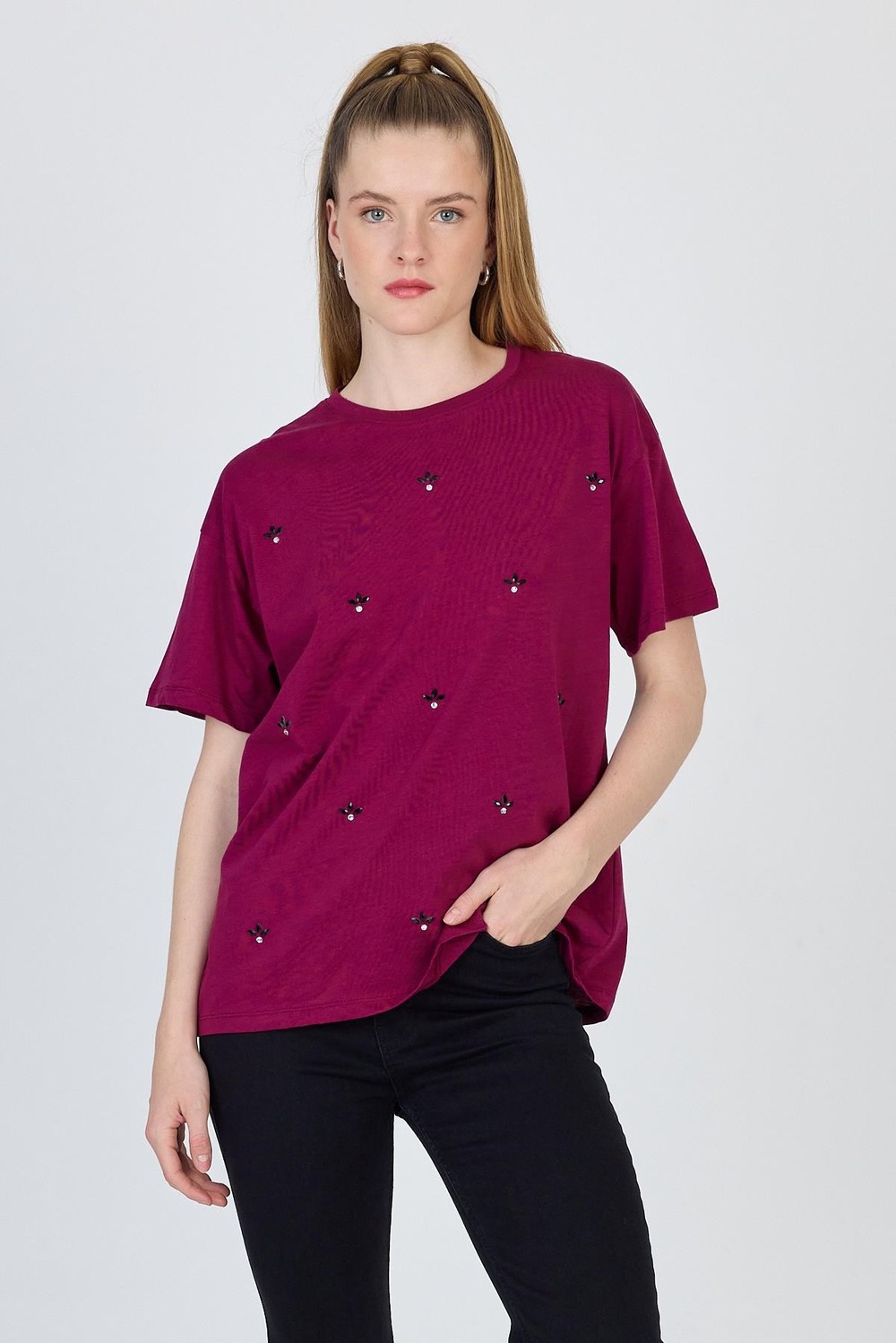 Kadın Tişört-Bordo Yazı Baskılı %100 Pamuk Oversize Tişört 2150-18M-rulem