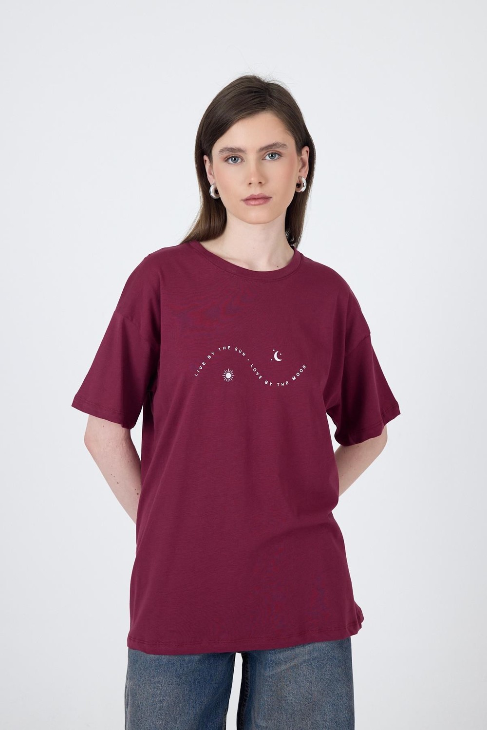 Kadın Tişört-Bordo Yazı Baskılı Oversize Pamuklu Tişört 2150-32M-rulem