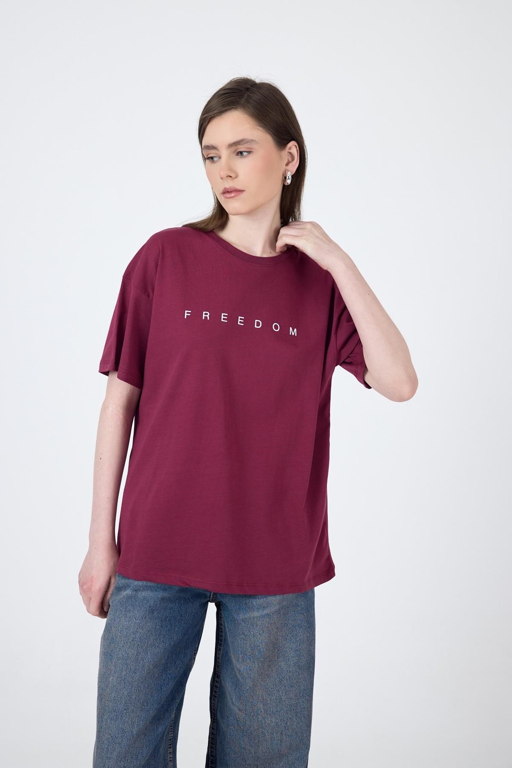 Kadın Tişört-Bordo Yazı Baskılı Pamuklu Oversize Tişört 2150-3M-rulem