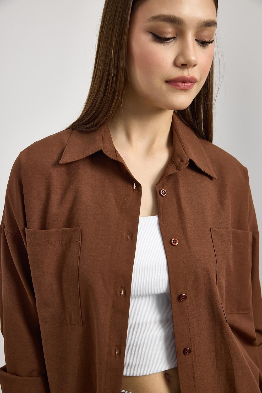 Kahve Çift Cepli Oversize Uzun Basic Gömlek TCR 6256A