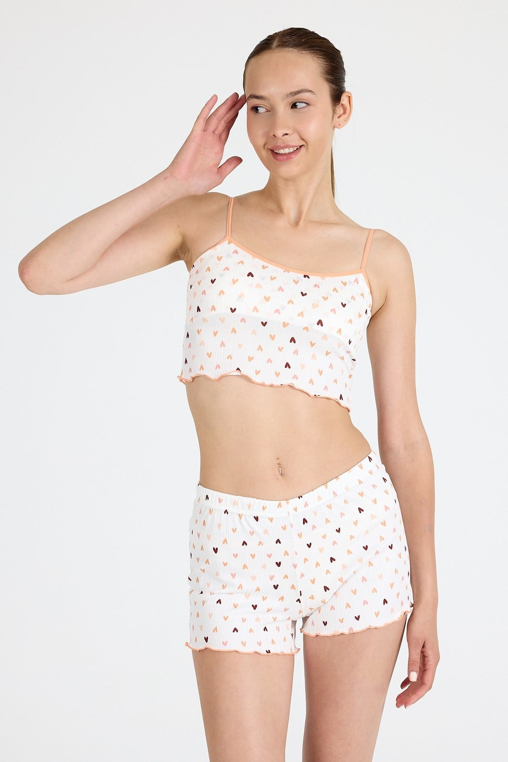 Pijama Takım-Beyaz Kalp Desenli Atlet Şort Takım 3406-rulem