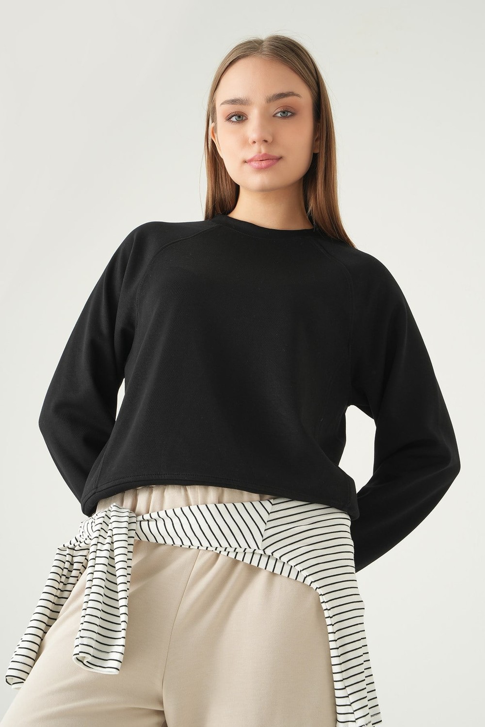 Siyah Bisiklet Yaka Sweat 8277A