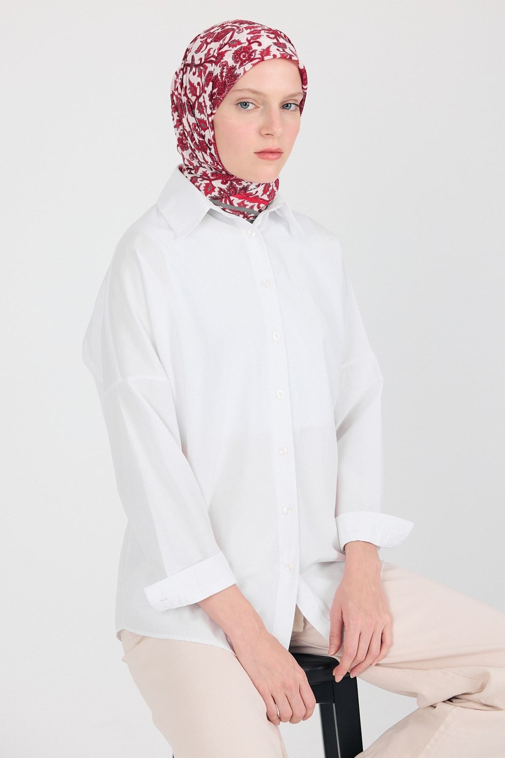 Vişne Desenli Eşarp 5695