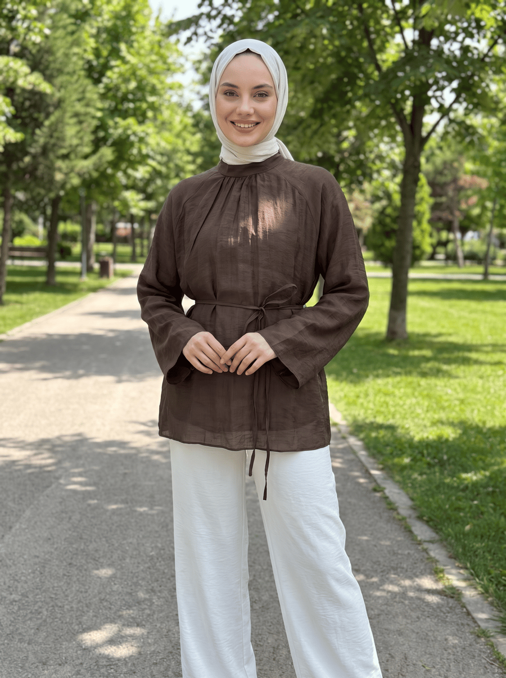 Reglan Kol Yakası Büzgülü Tül Vual Tunik - Kahverengi
