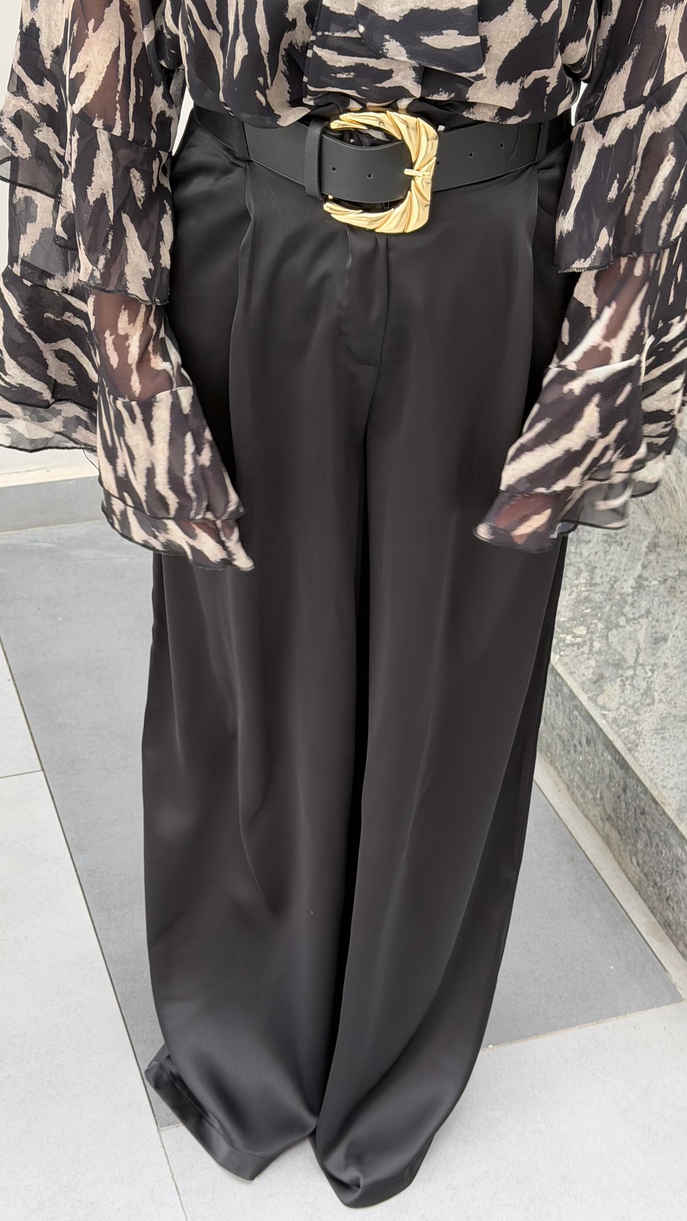 KATE KEMERLİ SATEN PANTOLON-SİYAH