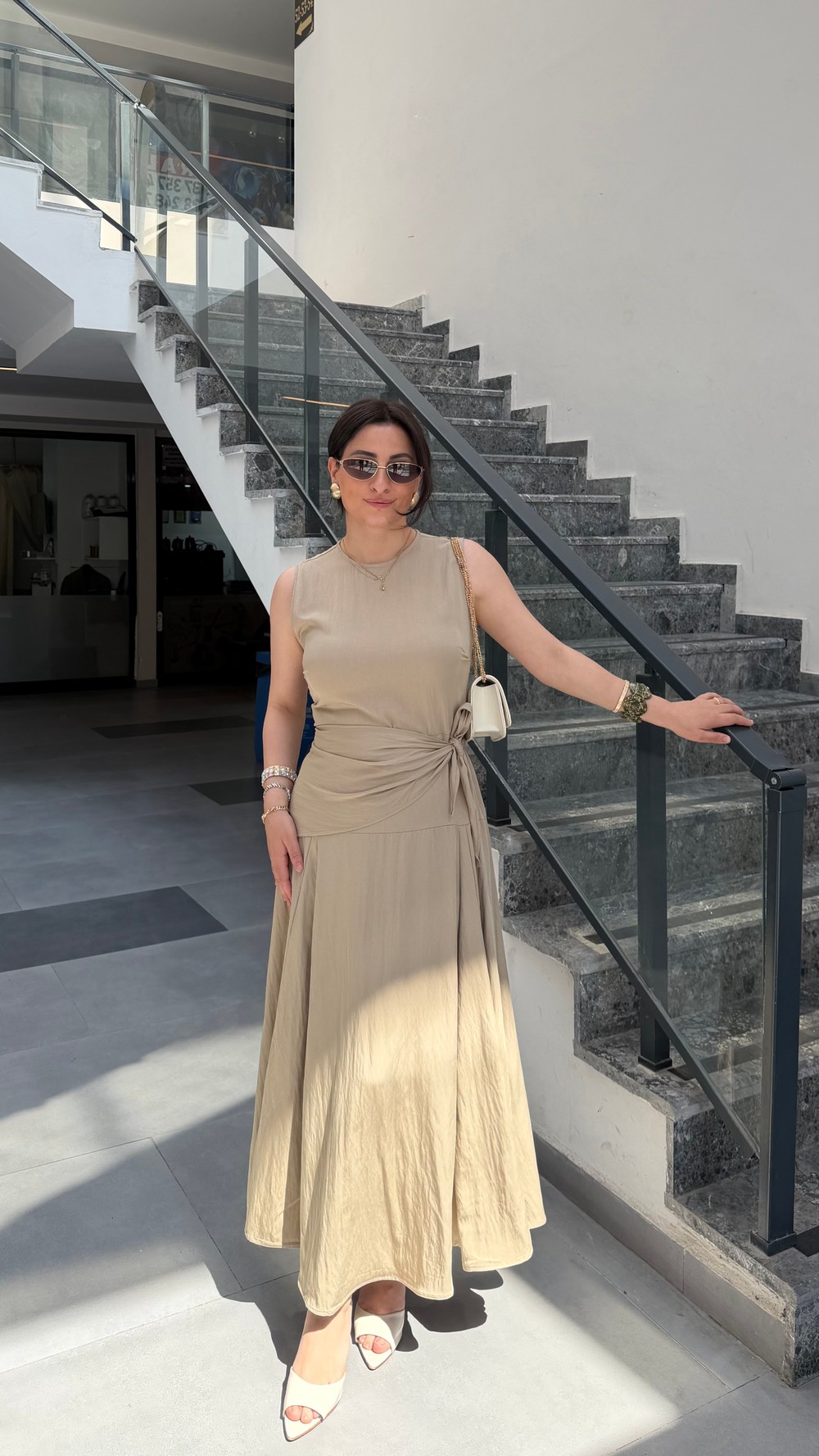 BEL KUŞAKLI VOLANLI TENSEL ELBİSE VİZVON