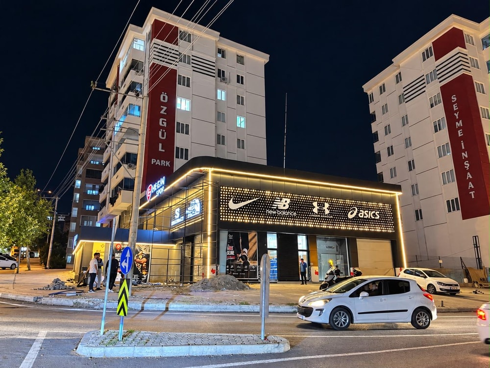 Ekrem Spor Onikişubat Mağazası
