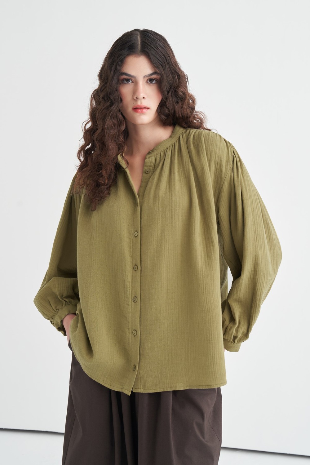 Mandarin Collar Gathered Muslin Shirt Olive