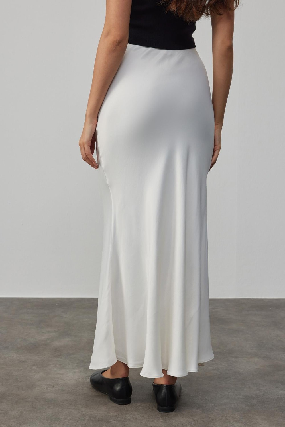 White Skirt 