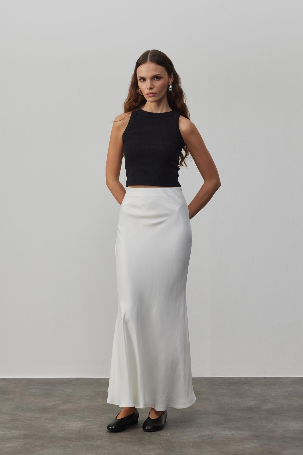 White Skirt 