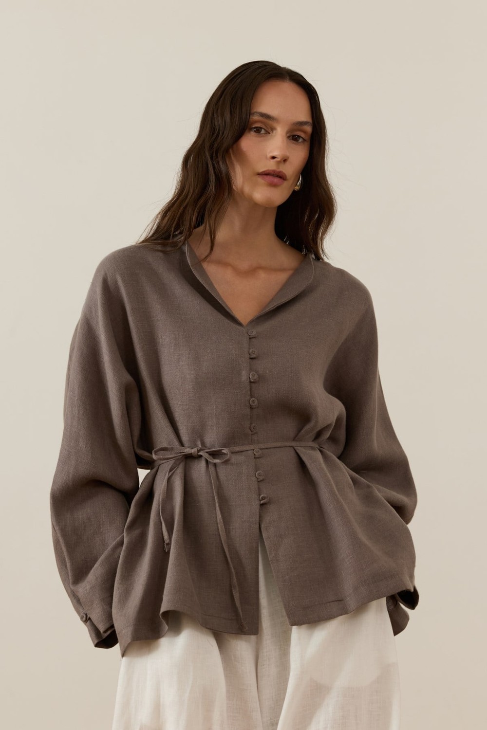 Brisa Belted Linen Shirt Anthracite