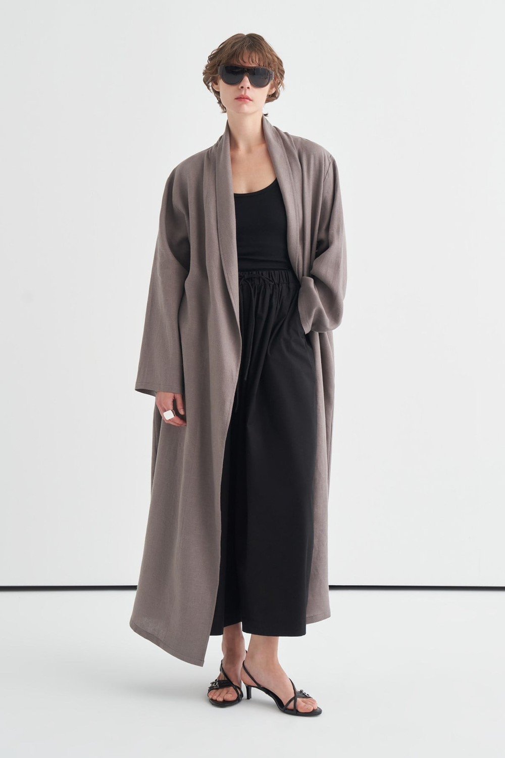 Celes Collar Detail Linen Kimono Anthracite
