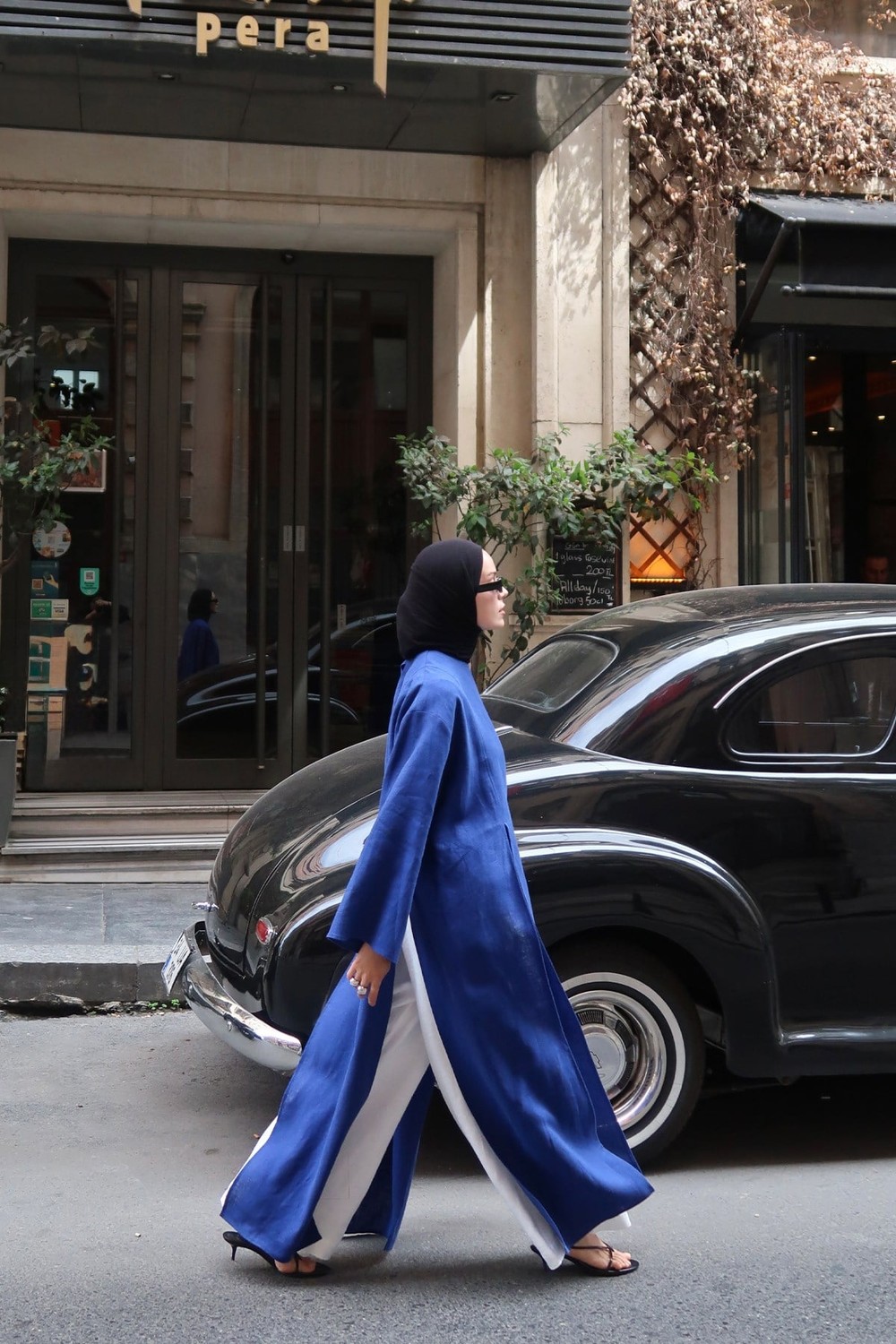 Kheesa Yırtmaç Detaylı Keten Bluz Saks Mavisi