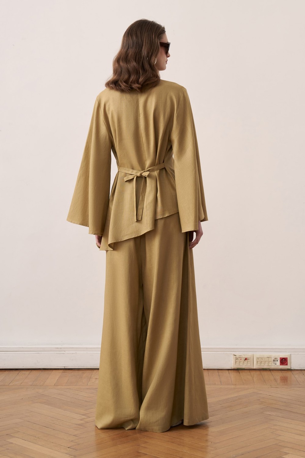 Sole Pantolonlu Keten Takım Olive
