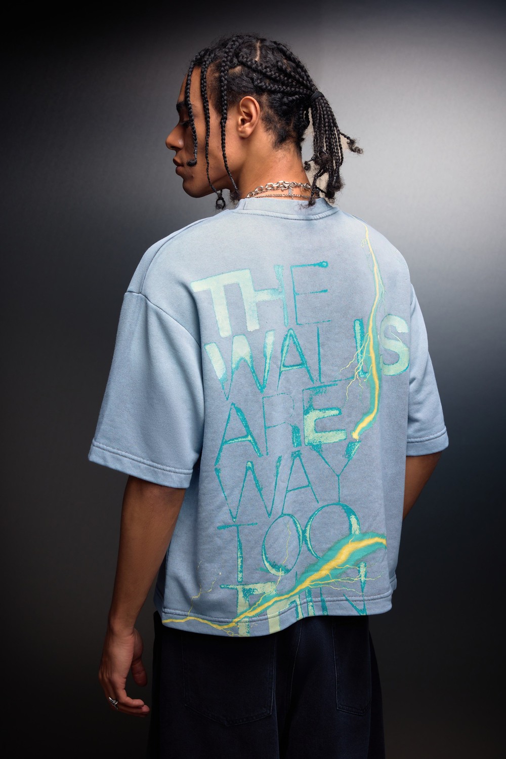 Erkek Açık Mavi The Walls Box Fit Yıkama Efektli Tshirt