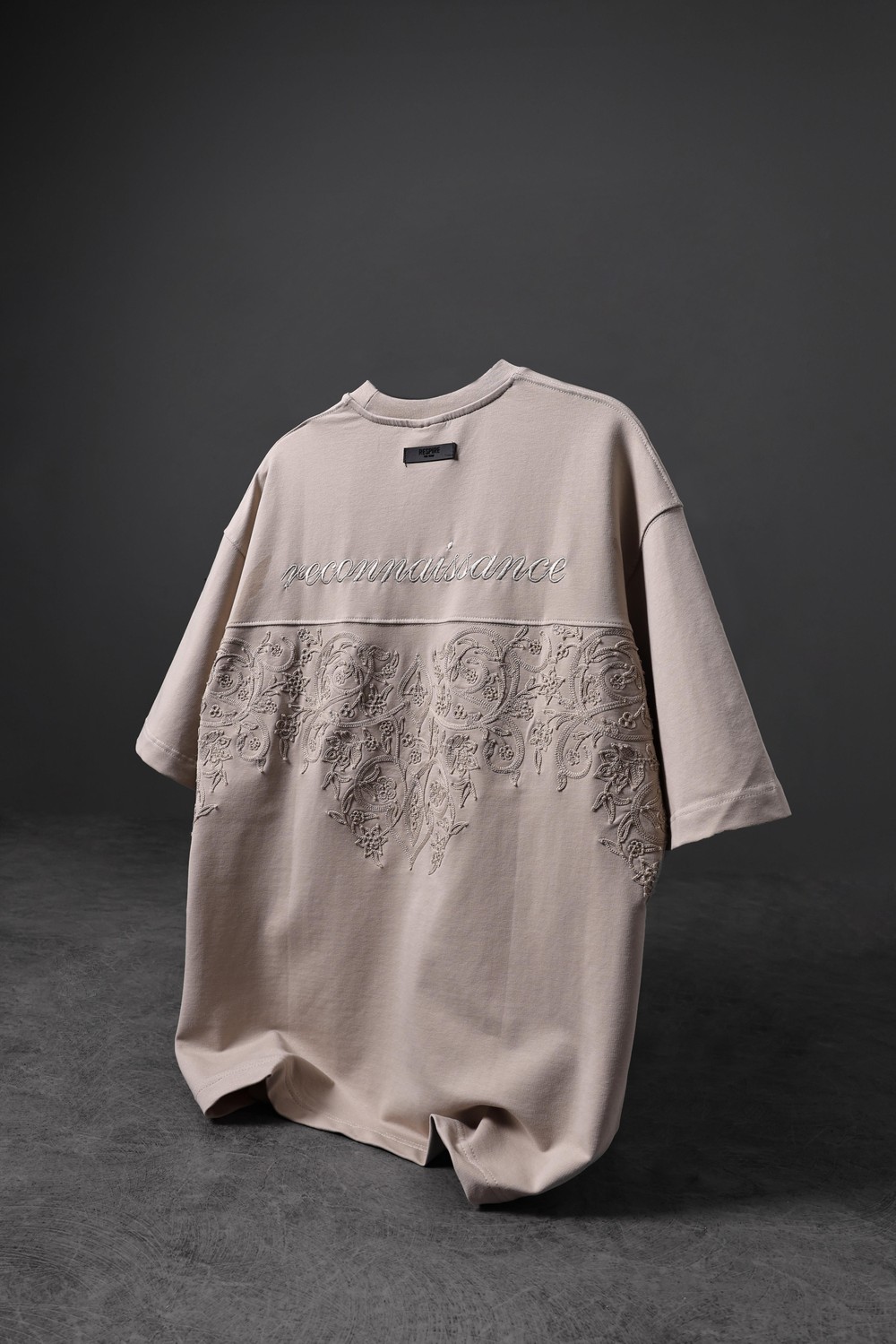 Erkek Bej Reconnaissance Nakışlı Oversize Tshirt