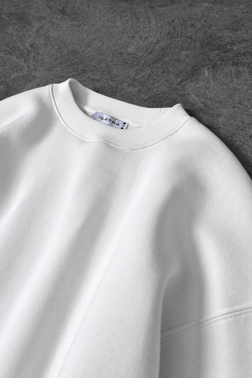 Erkek Beyaz Basic Bisiklet Yaka Oversize Sweatshirt