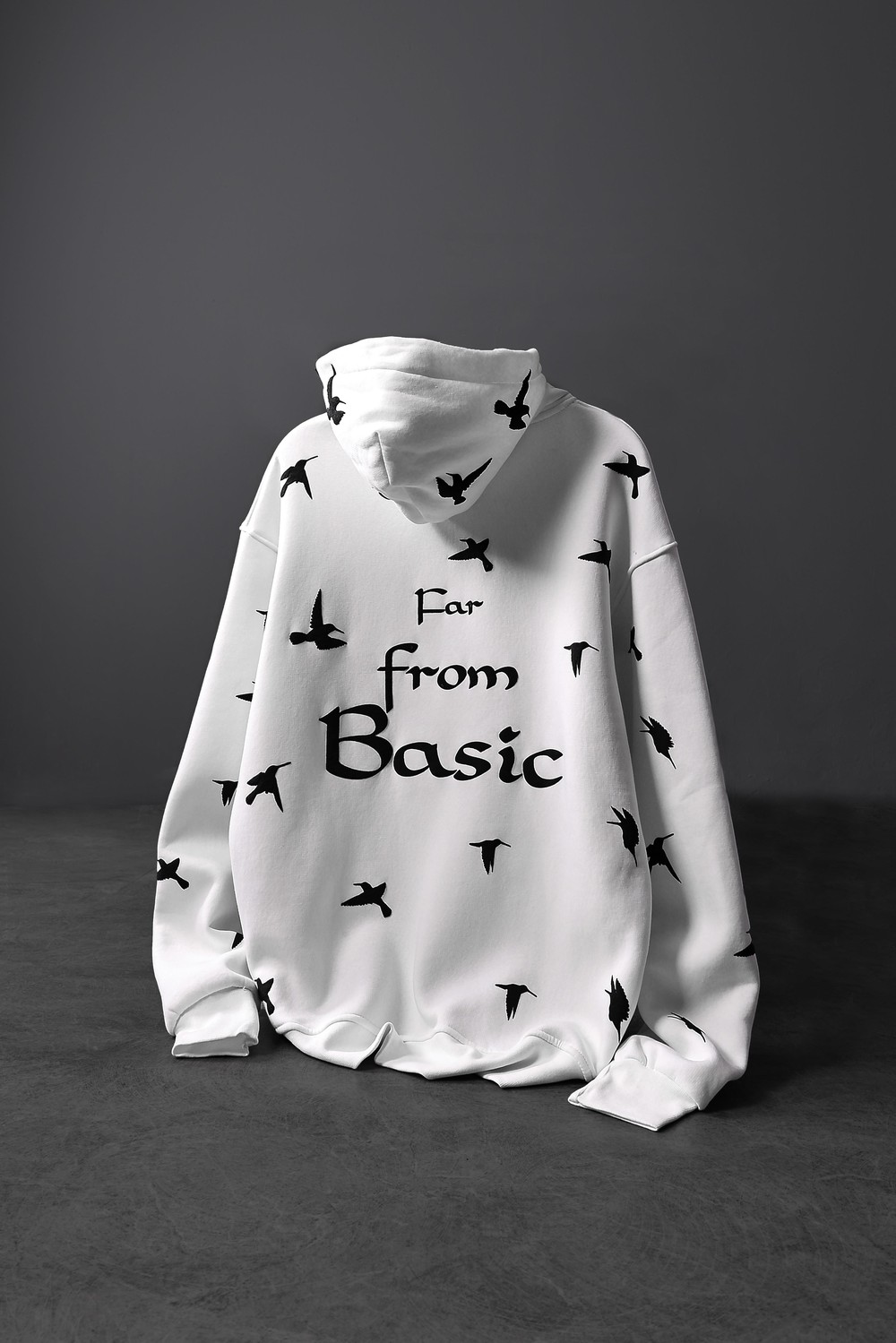 Erkek Beyaz Far From Basic Kabartma Baskı Oversize Kapüşonlu Sweatshirt