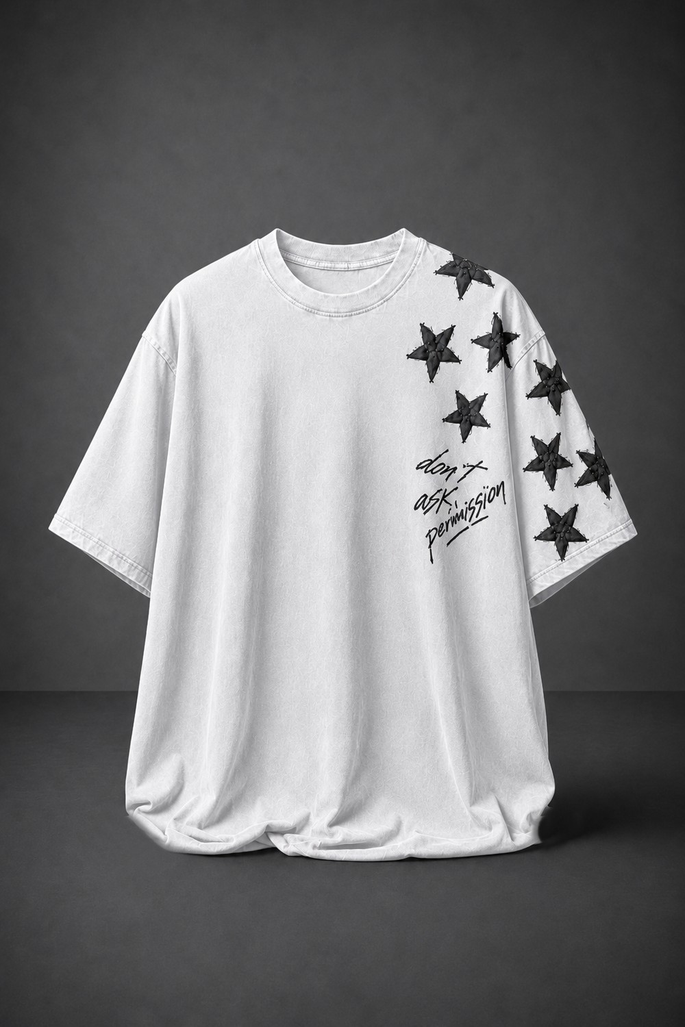 Erkek Beyaz Permission Aplike Nakışlı Oversize Tshirt