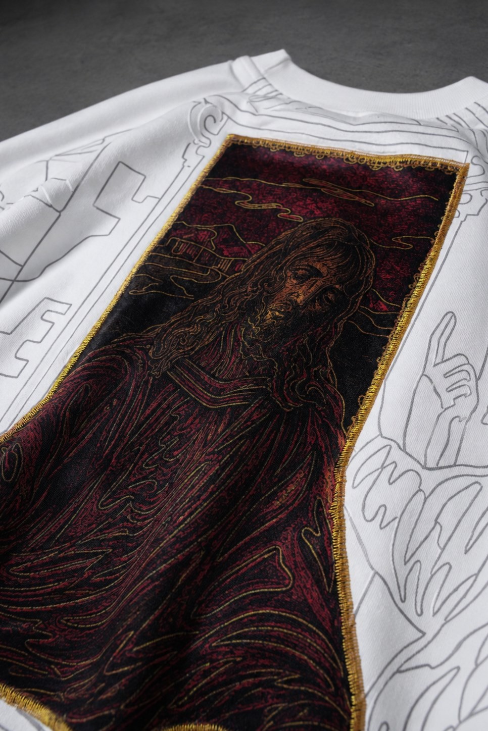Erkek Beyaz Sanctum Kadife Patch Oversize Tshirt